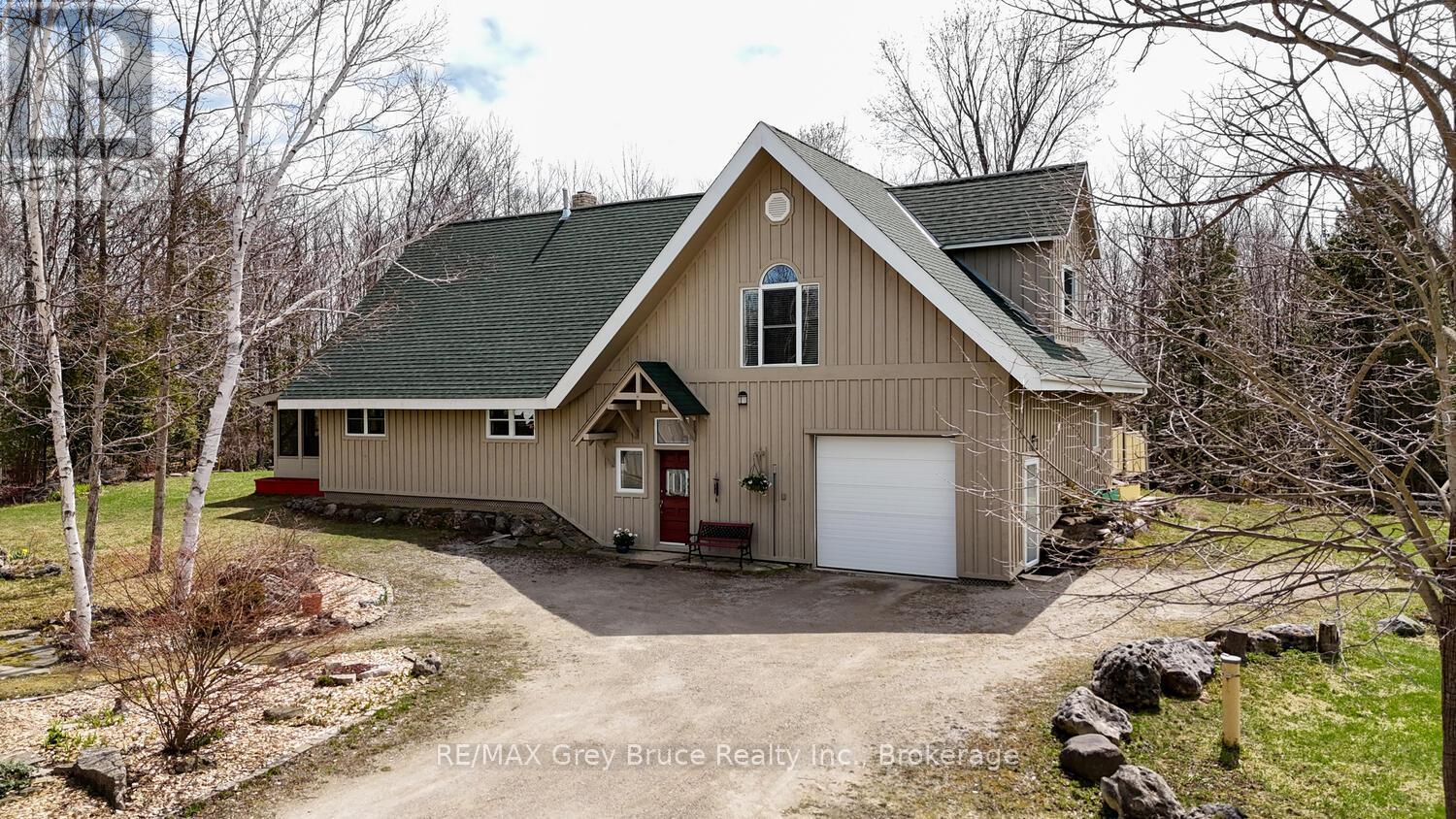 20 Maple Drive, Northern Bruce Peninsula, Ontario  N0H 1Z0 - Photo 3 - X12126172