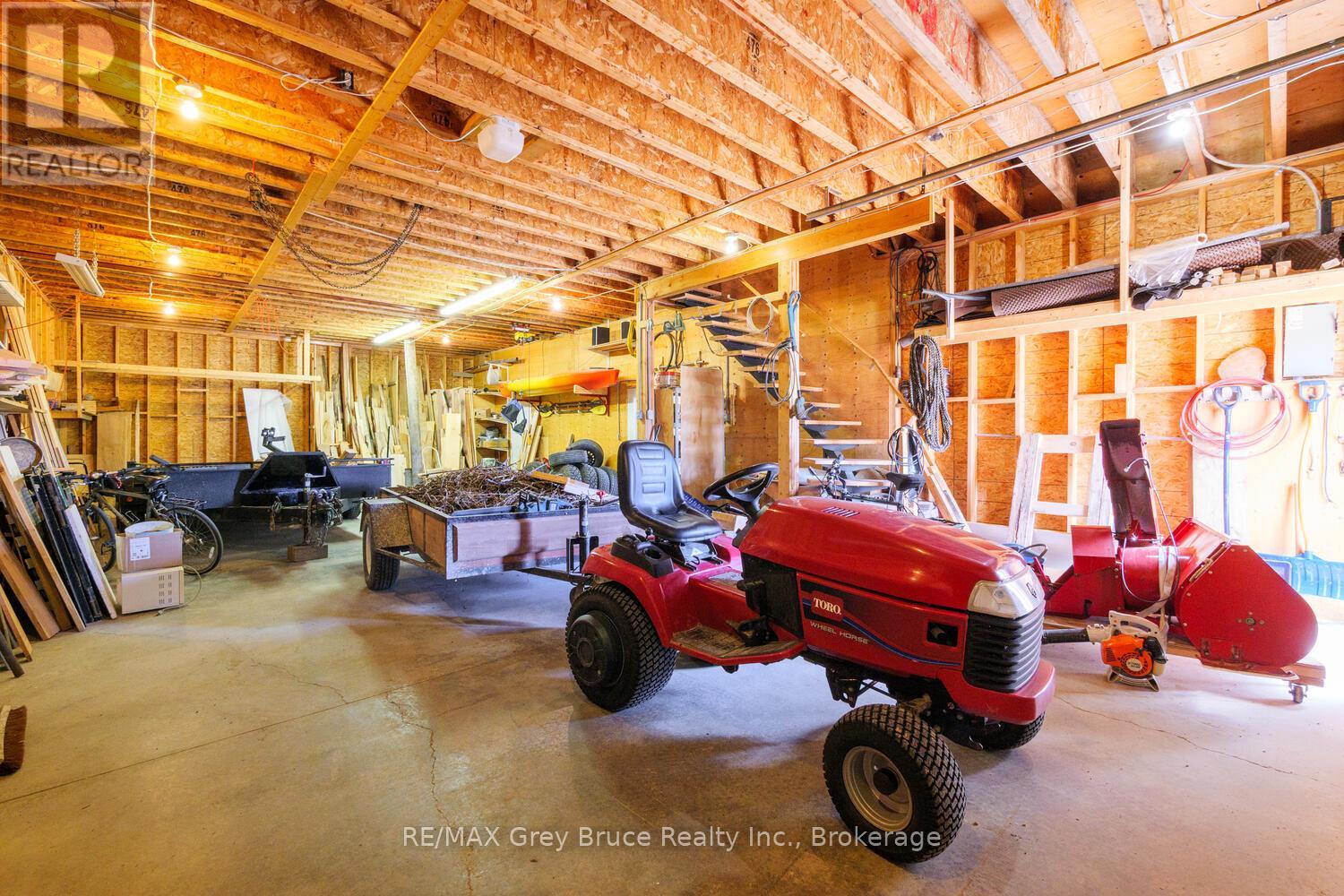 20 Maple Drive, Northern Bruce Peninsula, Ontario  N0H 1Z0 - Photo 36 - X12126172