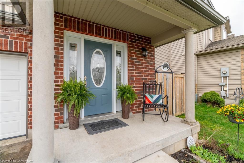 63 Forrest Avenue E, New Hamburg, Ontario  N3A 4N6 - Photo 3 - 40720018