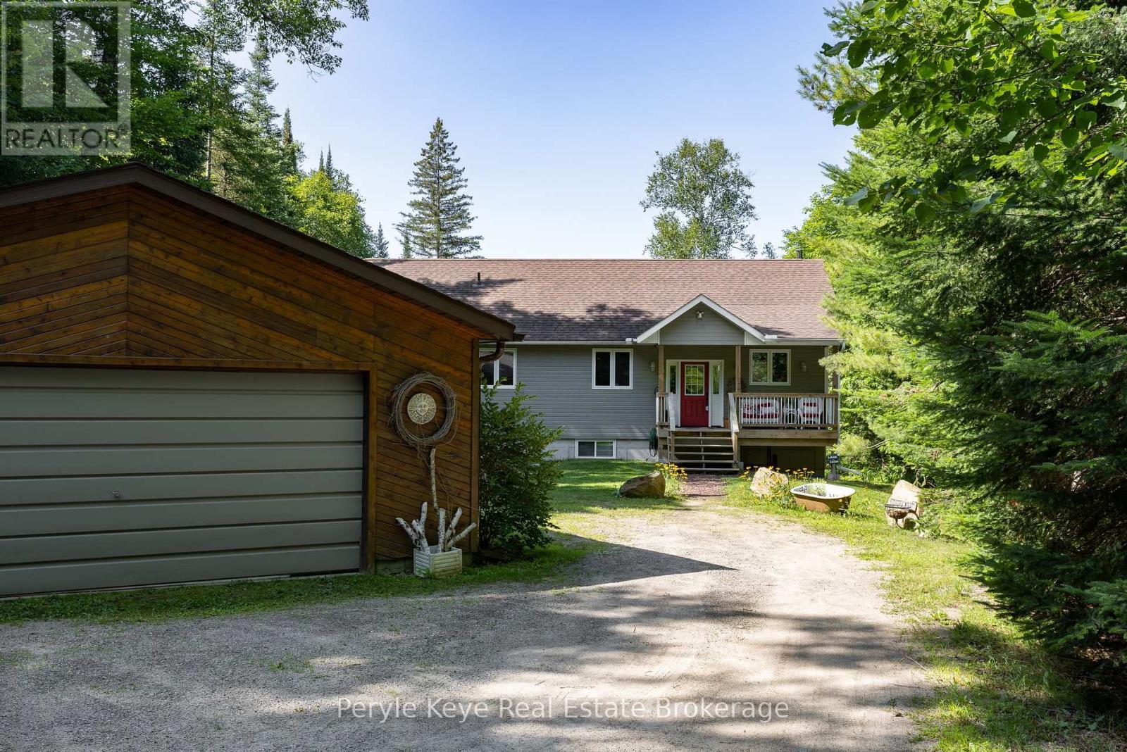 1305 Bellwood Acres Road, Lake Of Bays, Ontario  P0B 1A0 - Photo 7 - X12126371