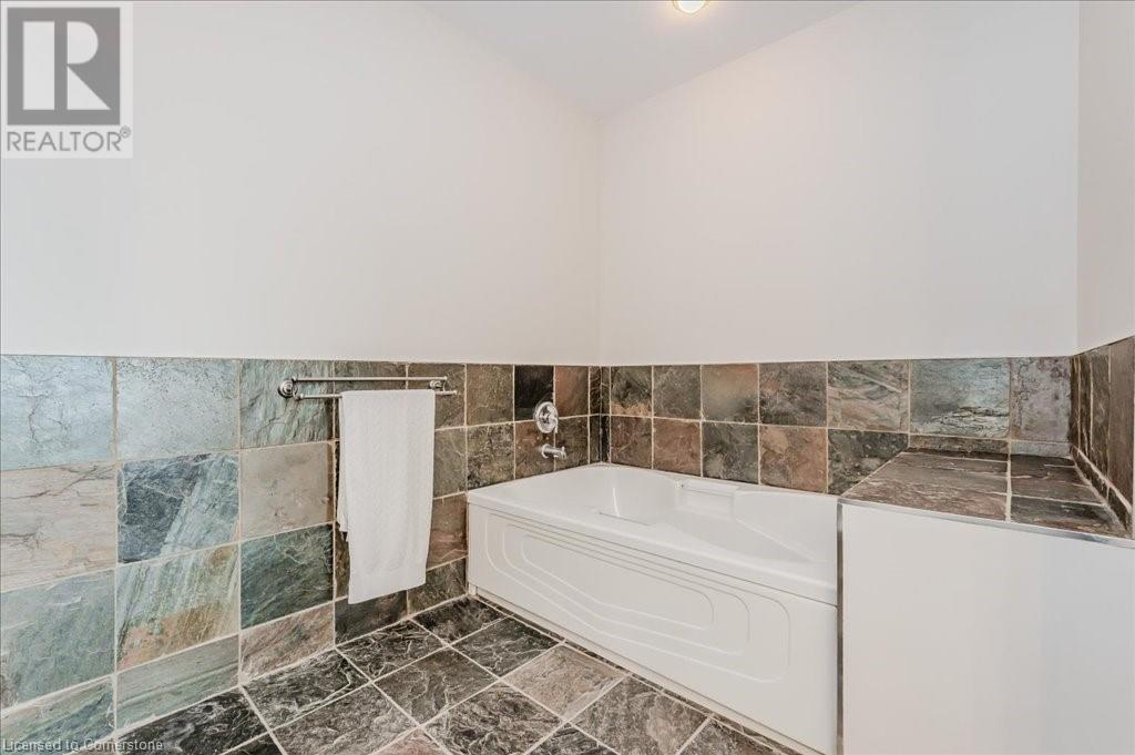 5 Father David Bauer Drive Unit# 602, Waterloo, Ontario  N2L 6M2 - Photo 15 - 40725115