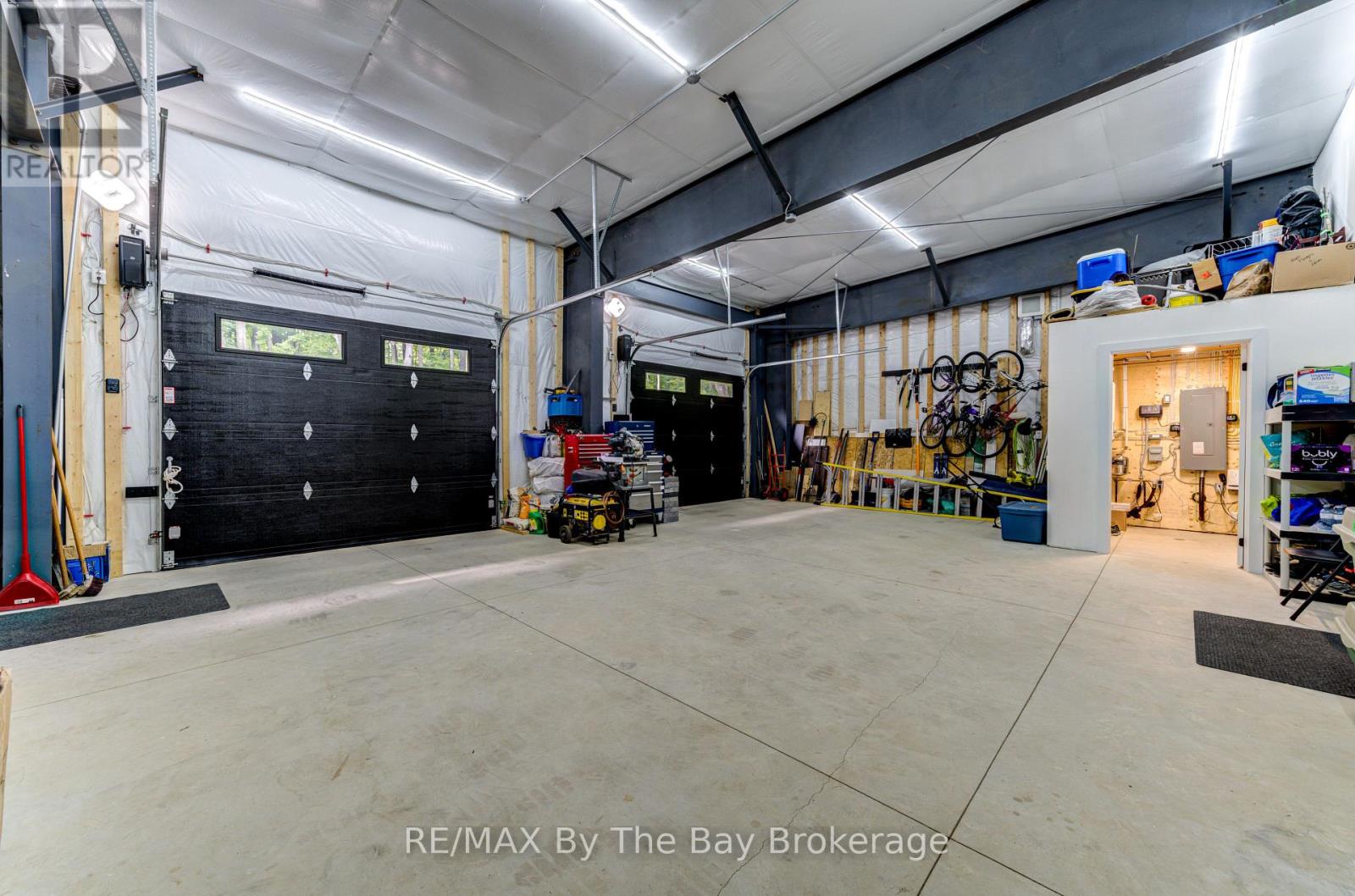 1584 Champlain Road, Tiny, Ontario  L9M 0C1 - Photo 16 - S12126466