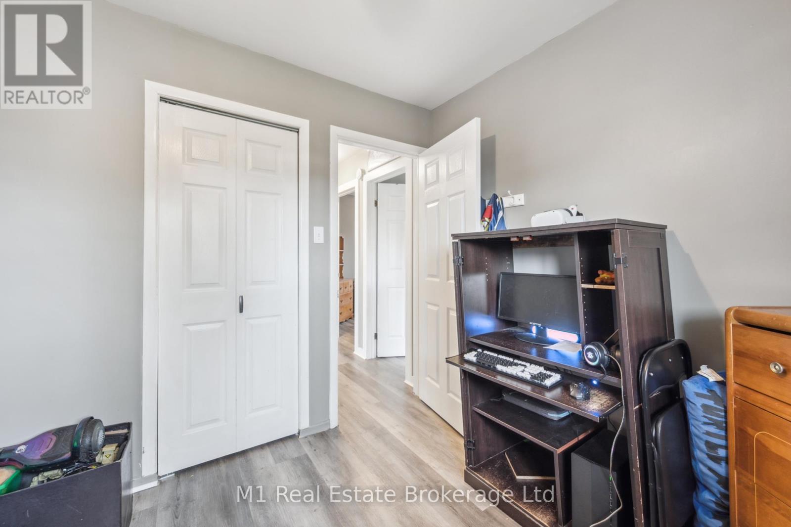 83 Scott Road, Cambridge, Ontario  N3C 2X6 - Photo 18 - X12126441