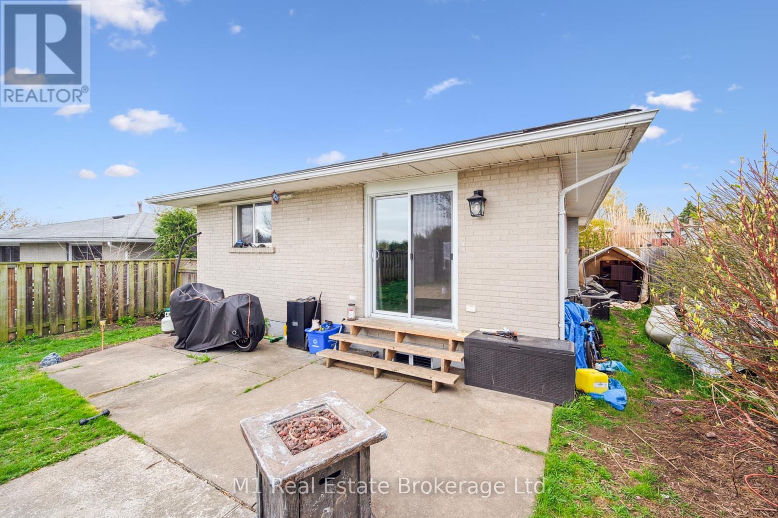 83 Scott Road, Cambridge, Ontario  N3C 2X6 - Photo 33 - X12126441
