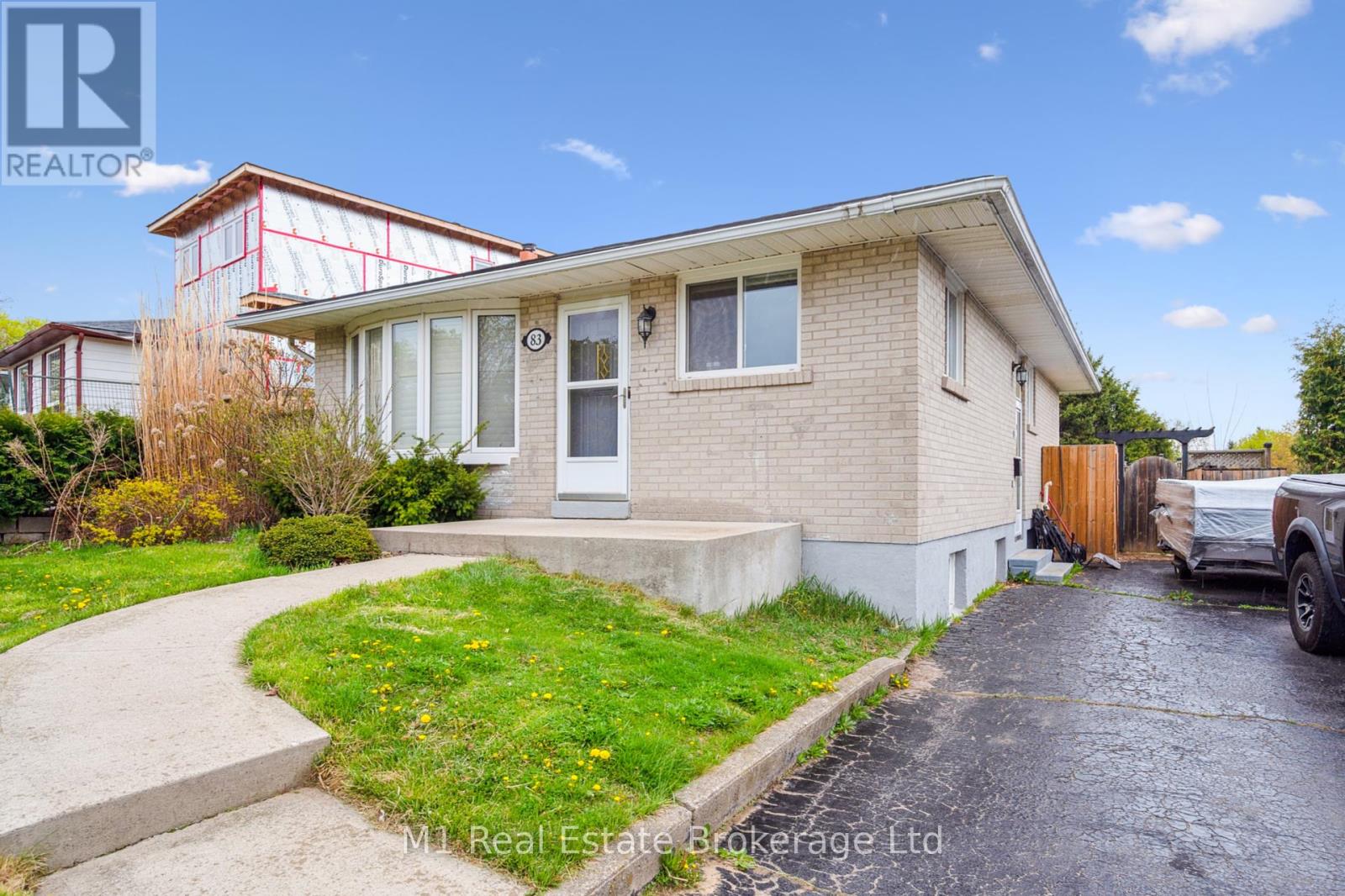83 Scott Road, Cambridge, Ontario  N3C 2X6 - Photo 5 - X12126441