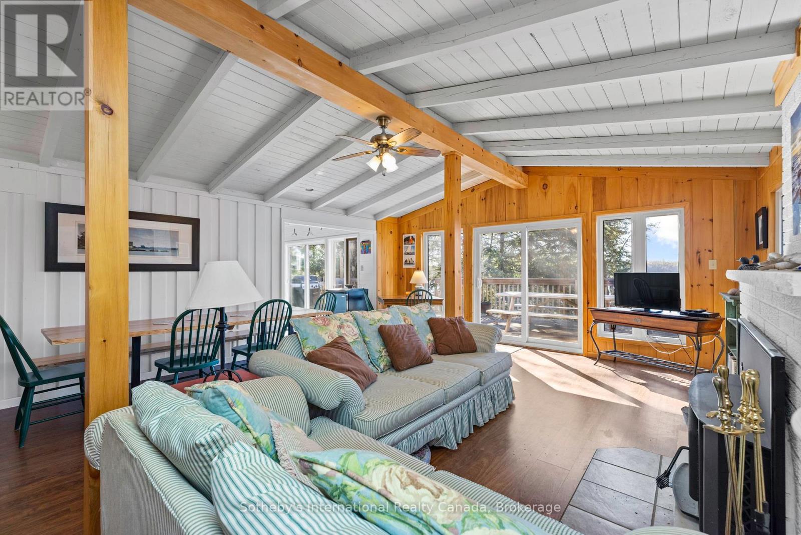 47 Deerfield Road, Mckellar, Ontario  P2A 2W7 - Photo 4 - X12126469