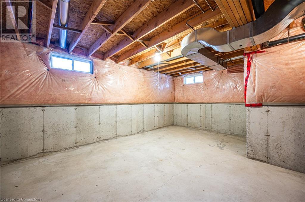 608 Brandenburg Boulevard, Waterloo, Ontario  N2T 2V3 - Photo 29 - 40725090