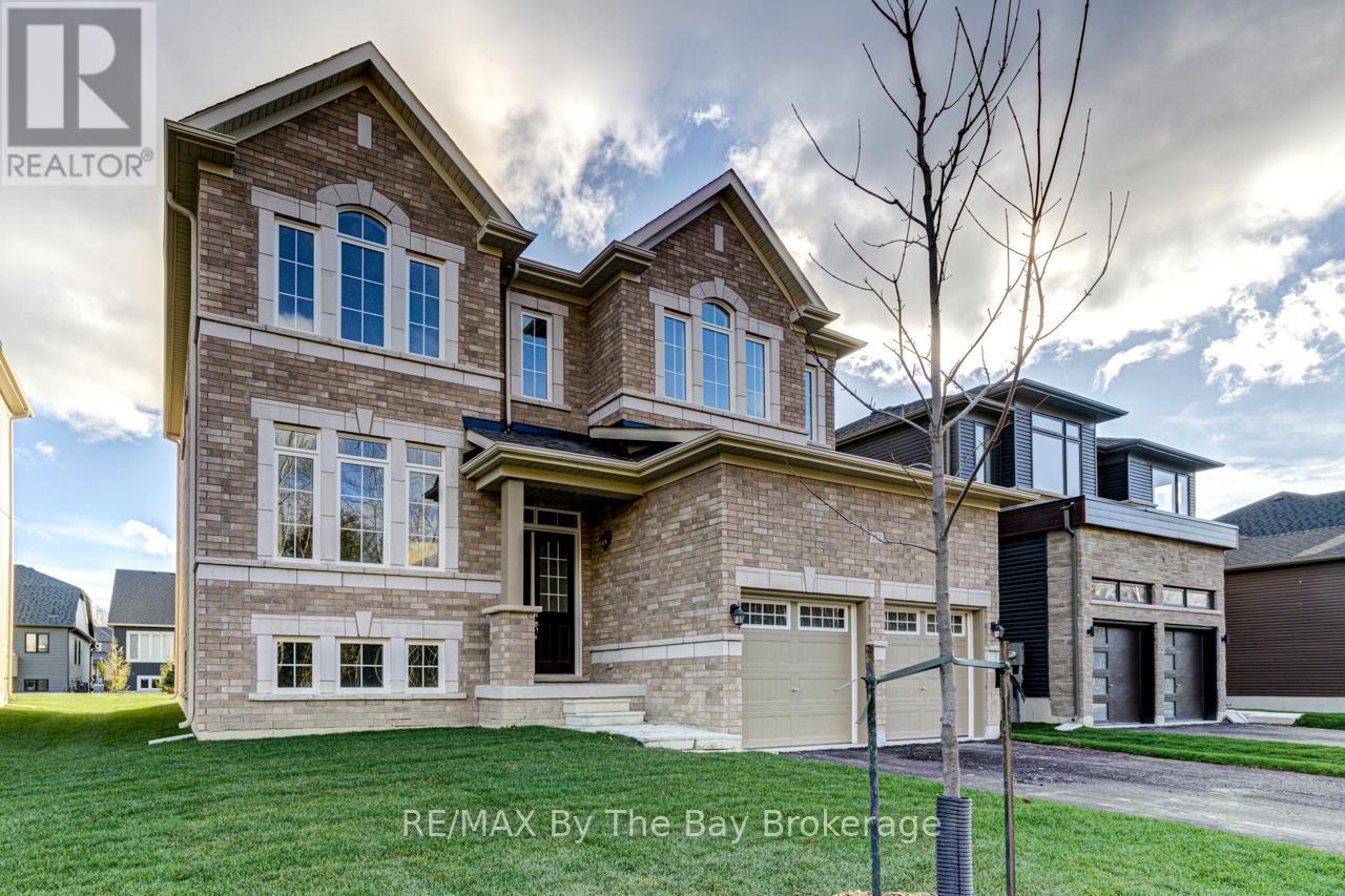162 Mapleside Drive, Wasaga Beach, Ontario  L9Z 0L4 - Photo 1 - S12126941