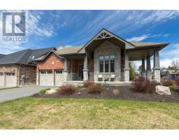 28 PRESTWICK DRIVE, Huntsville, Ontario