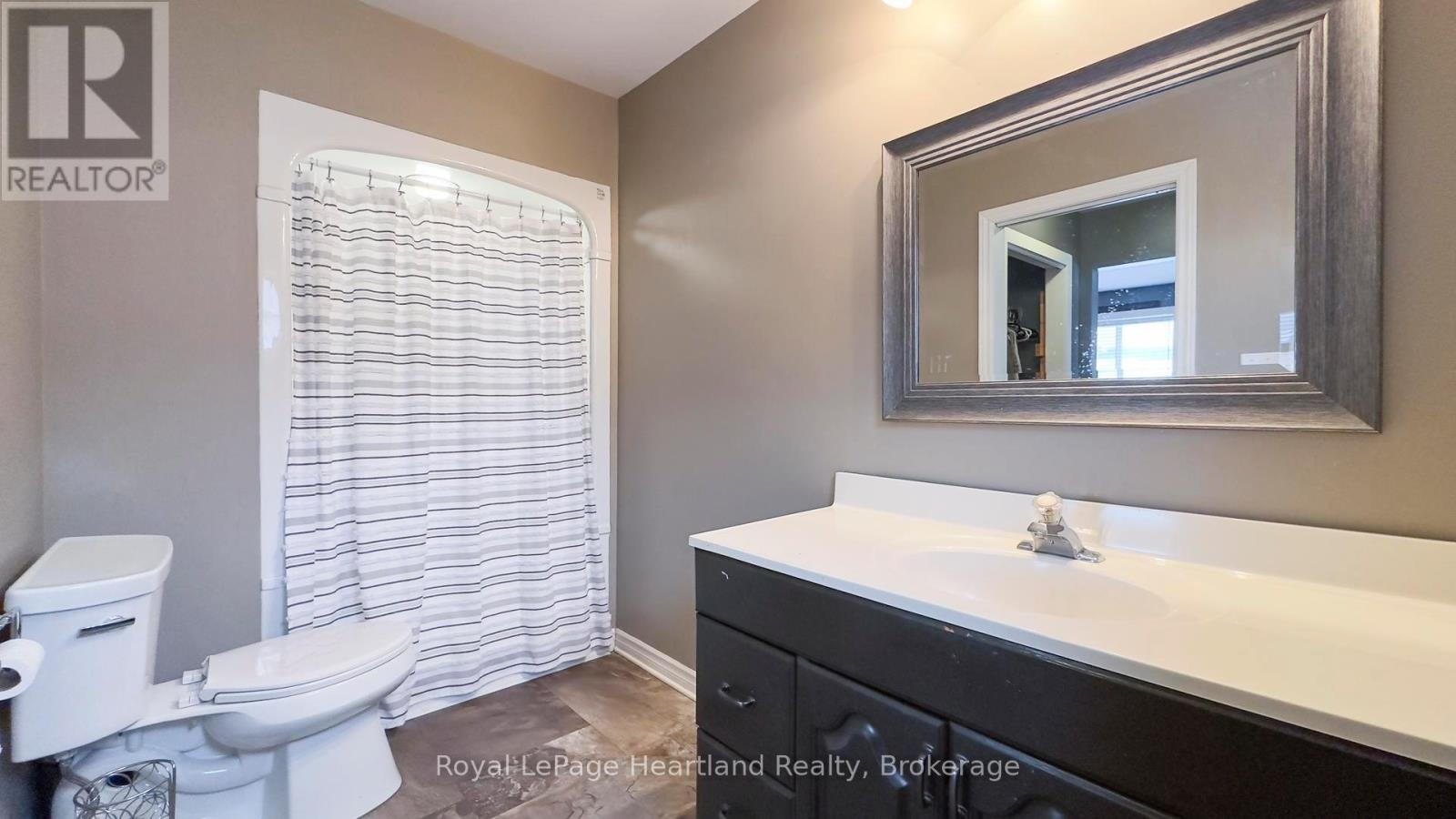 223 Bennett Street E, Goderich, Ontario  N7A 1A8 - Photo 16 - X12127168