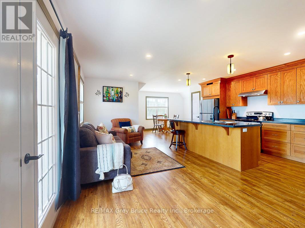 717052 West Back Line, Chatsworth, Ontario  N0H 1G0 - Photo 13 - X12127203
