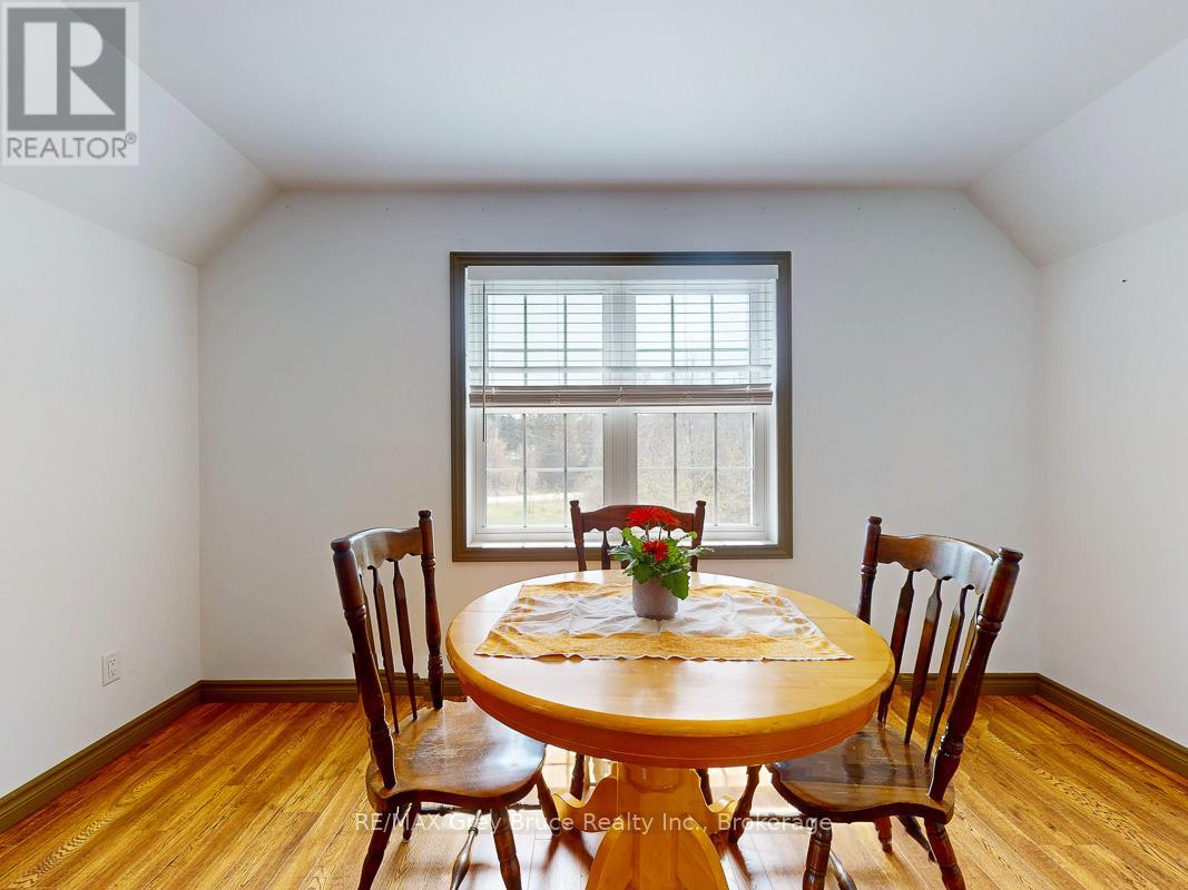 717052 West Back Line, Chatsworth, Ontario  N0H 1G0 - Photo 19 - X12127203