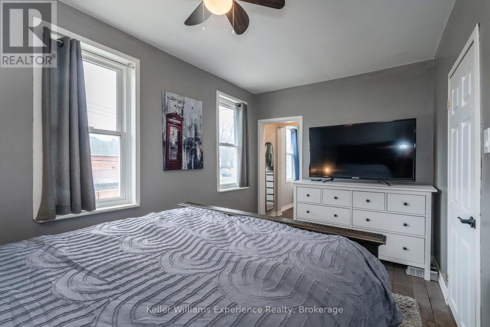 454 Colborne Street, Midland, Ontario  L4R 2K9 - Photo 24 - S12127296