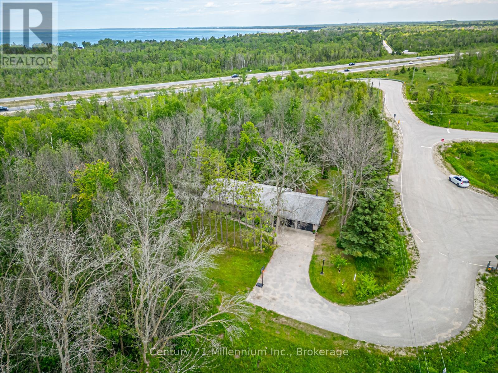 6278 Vancise Court, Clearview, Ontario  L9Z 2G5 - Photo 35 - S12127375