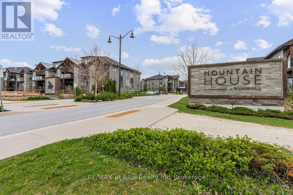 103 - 11 Beausoleil Lane, Blue Mountains, Ontario  L9Y 0H2 - Photo 2 - X12127397