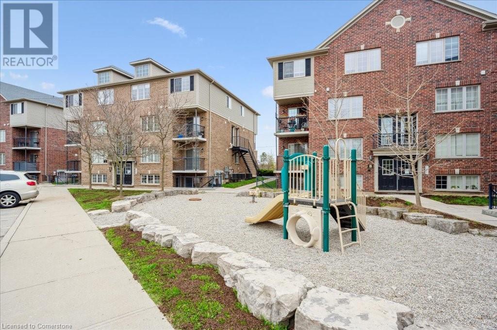 950 Highland Road W Unit# 17, Kitchener, Ontario  N2N 0A5 - Photo 3 - 40725291