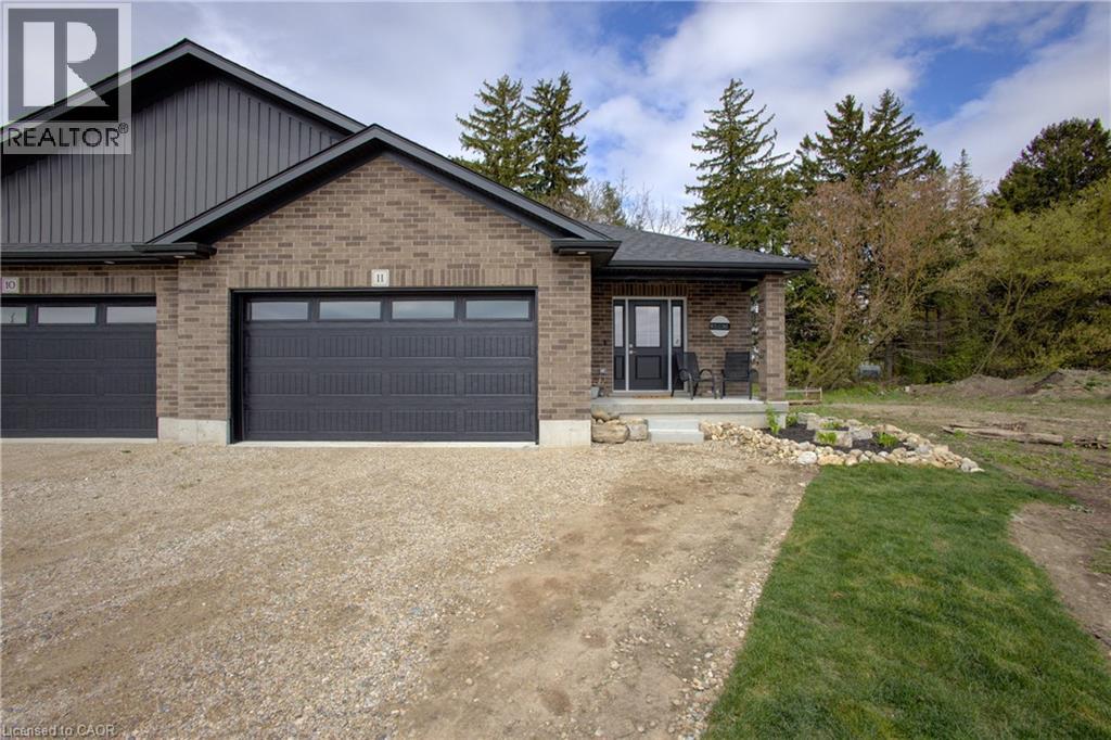 11 Malcolm Crescent Crescent, Listowel, Ontario  N4W 3X8 - Photo 1 - 40724678