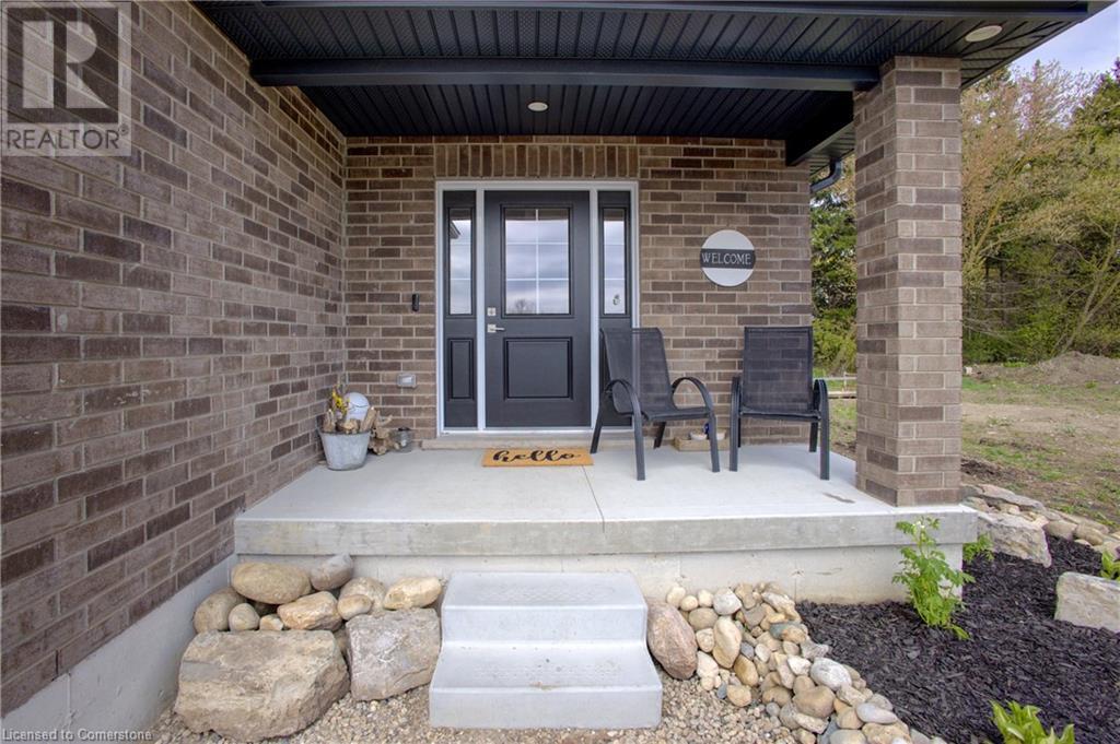 11 Malcolm Crescent Crescent, Listowel, Ontario  N4W 3X8 - Photo 3 - 40724678