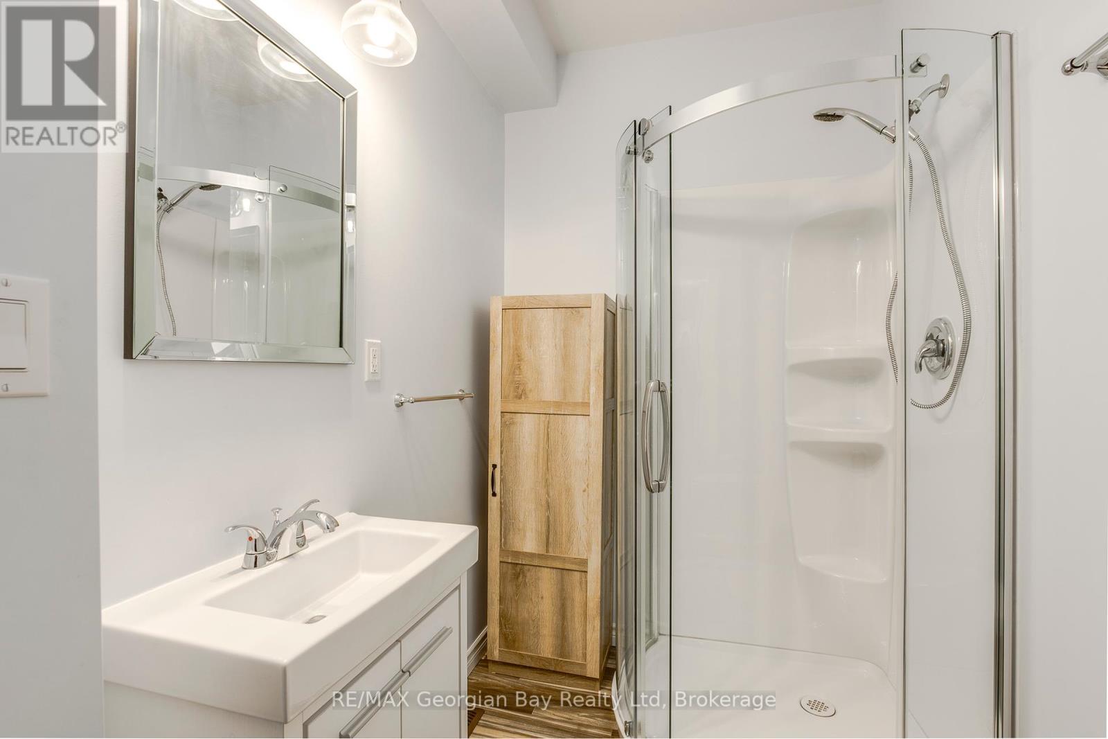 641 Bay Street, Midland, Ontario  L4R 1L8 - Photo 15 - S12127987