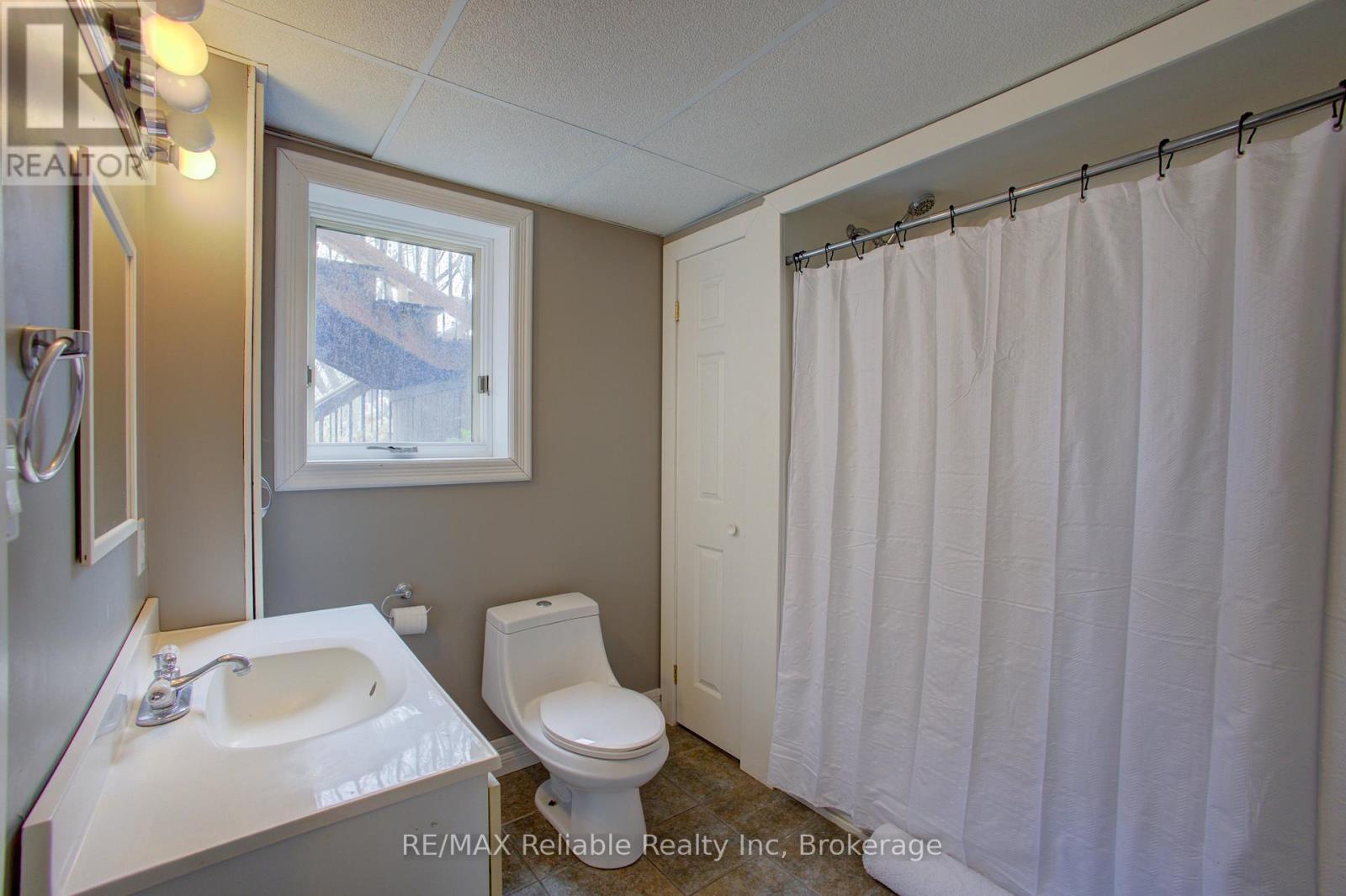 77260 Kinburn Line, Huron East, Ontario  N0K 1W0 - Photo 25 - X12127938