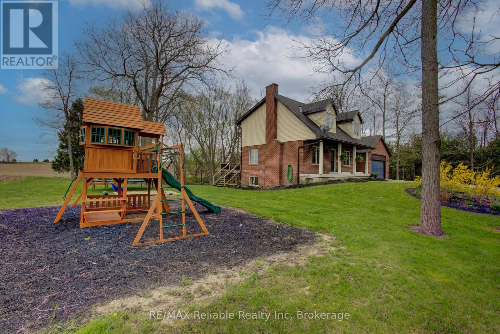 77260 Kinburn Line, Huron East, Ontario  N0K 1W0 - Photo 27 - X12127938