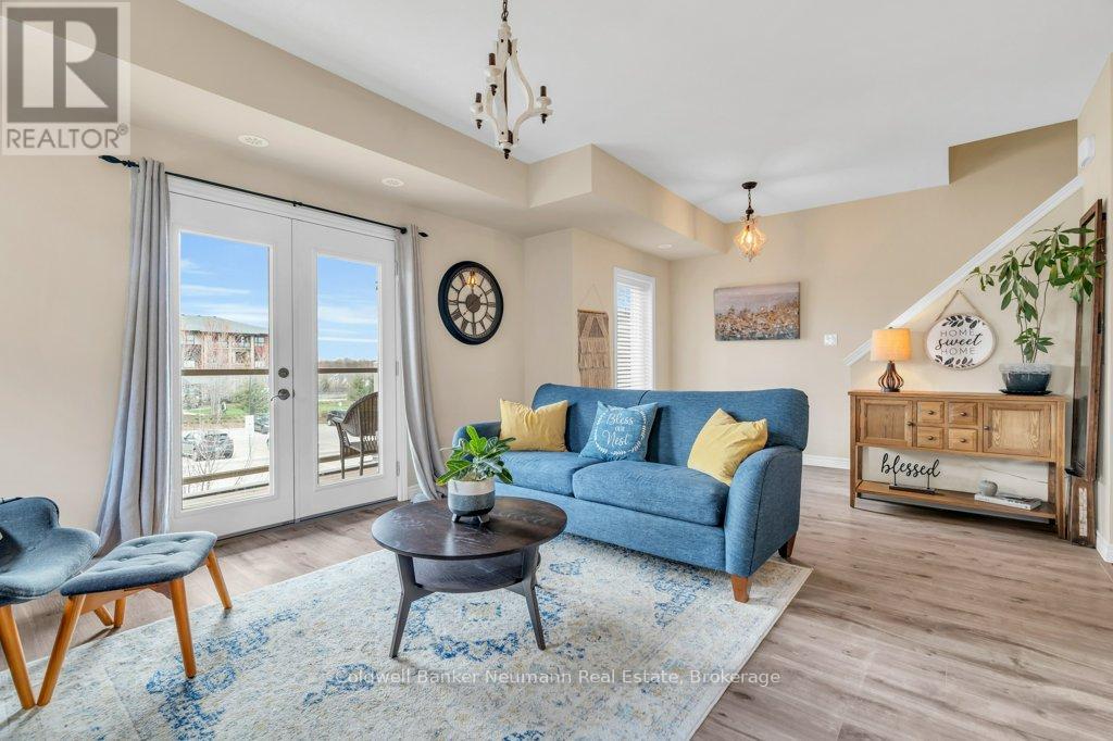 30 - 39 KAY CRESCENT, Guelph, Ontario