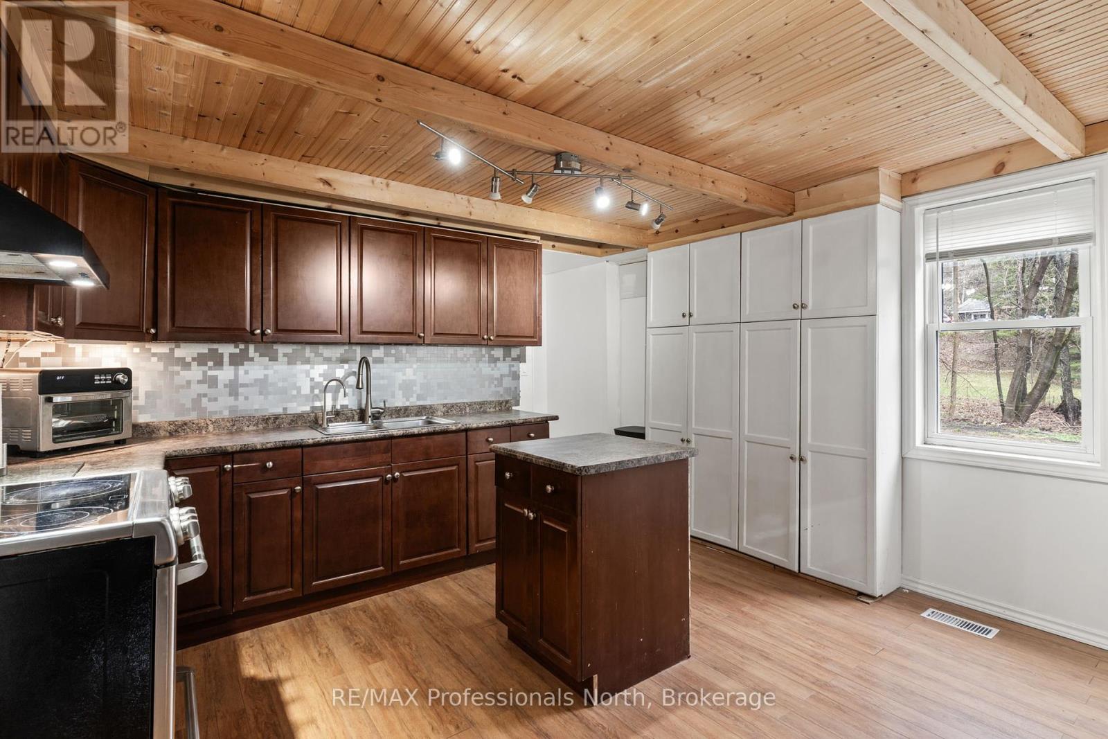 66 Faraday Street, Bancroft, Ontario  K0L 1C0 - Photo 16 - X12128015
