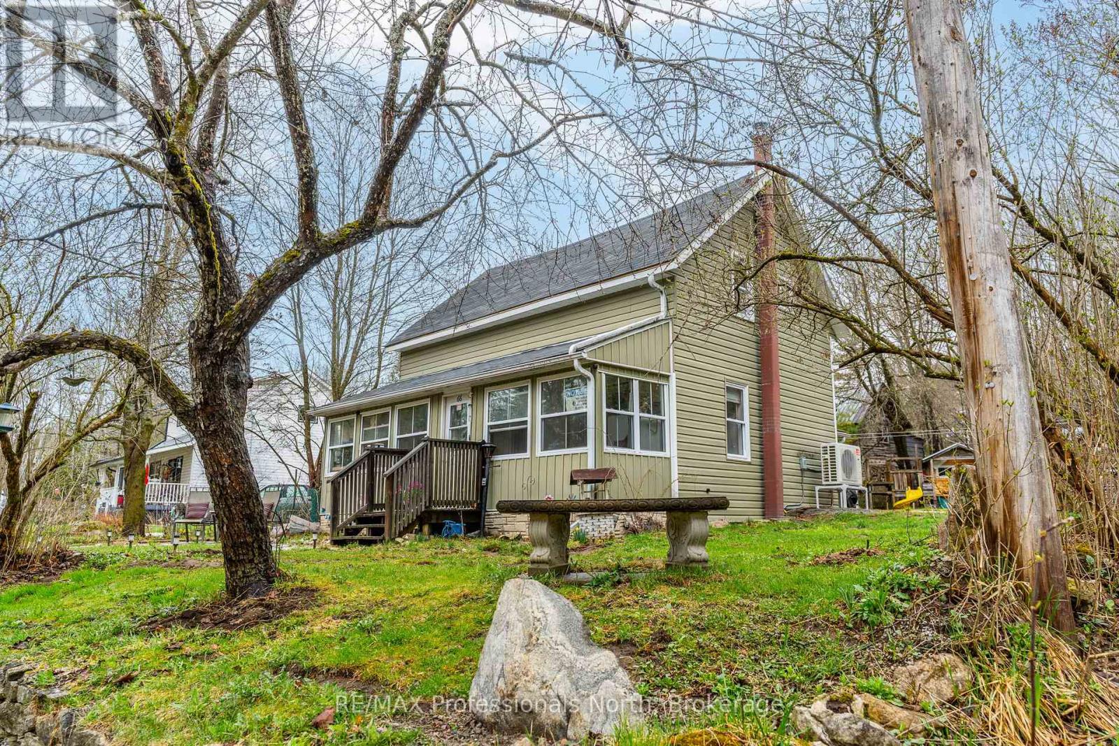66 Faraday Street, Bancroft, Ontario  K0L 1C0 - Photo 4 - X12128015