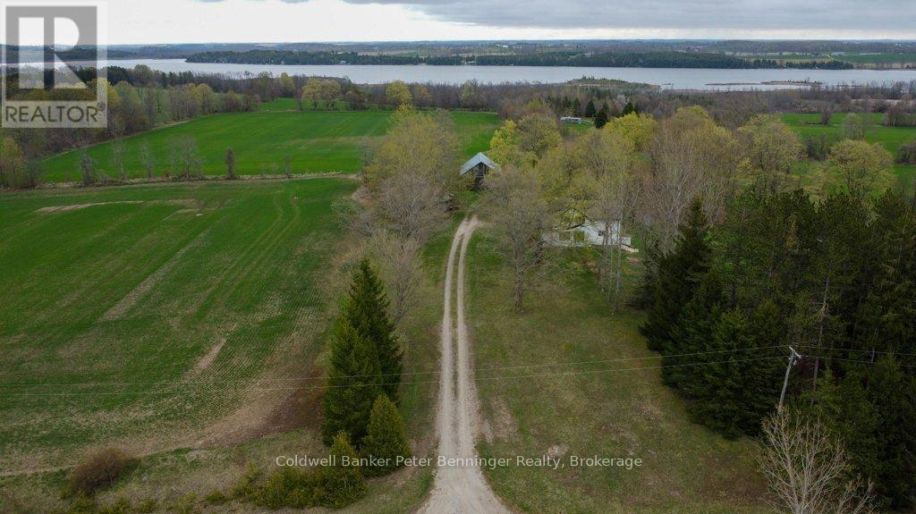 252 5 Side Road N, Arran-Elderslie, Ontario  N0H 2C5 - Photo 2 - X12128190