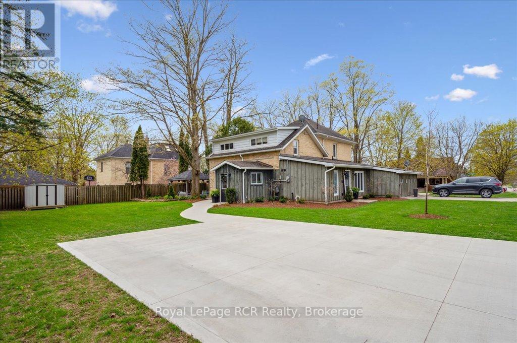 204 Durham Street E, Wellington North, Ontario  N0G 2L2 - Photo 13 - X12128205