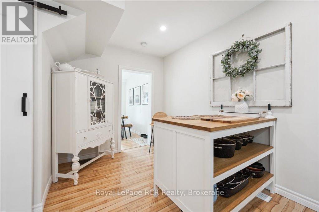 204 Durham Street E, Wellington North, Ontario  N0G 2L2 - Photo 21 - X12128205