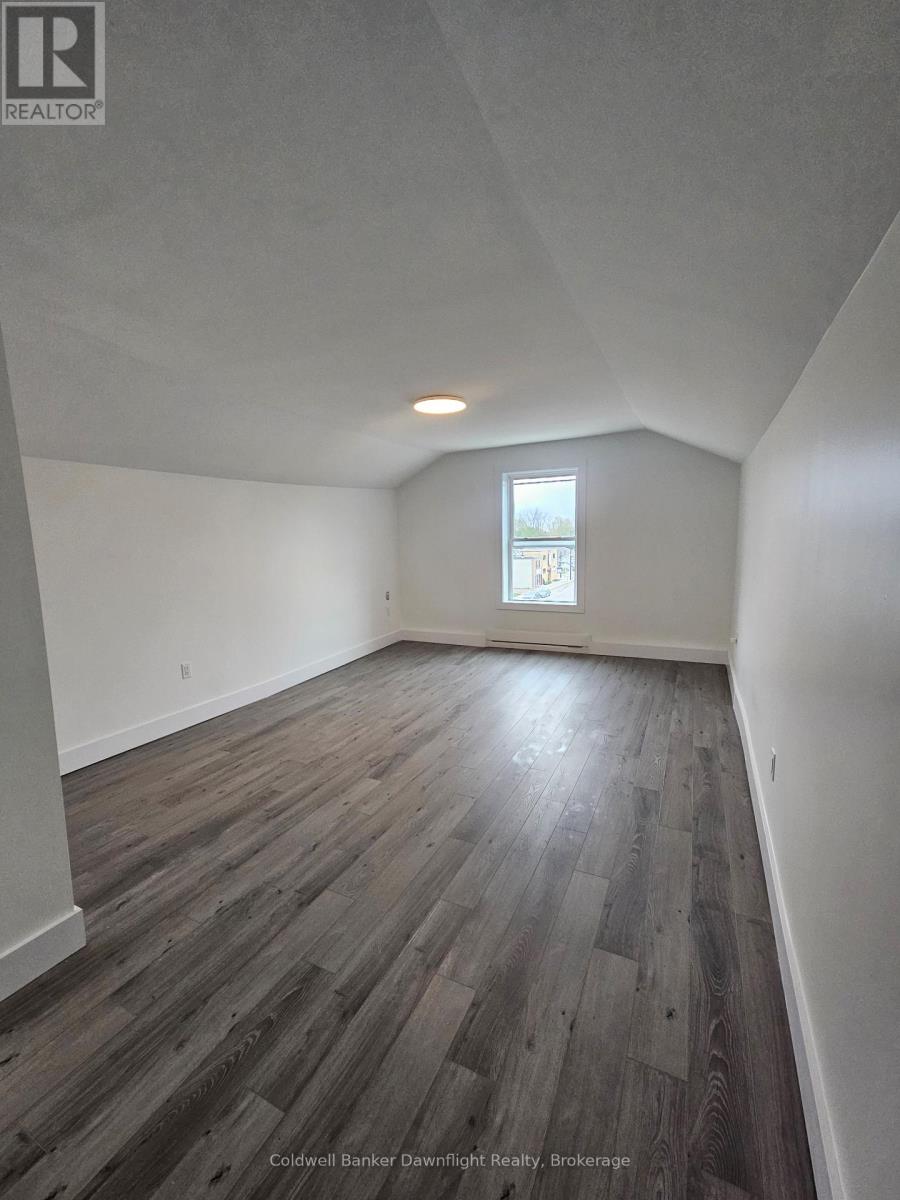 441 Main Street, South Huron, Ontario  N0M 1S2 - Photo 2 - X12128217
