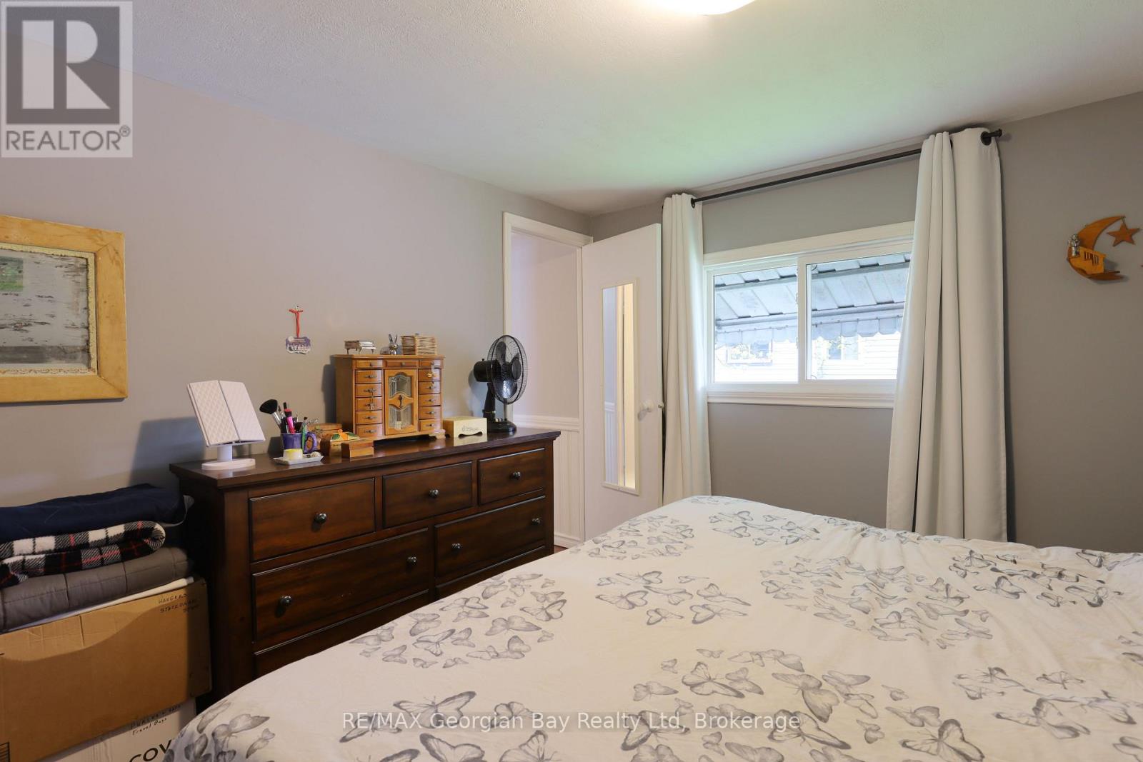 32 Northland Road, Midland, Ontario  L4R 4B5 - Photo 11 - S12128428