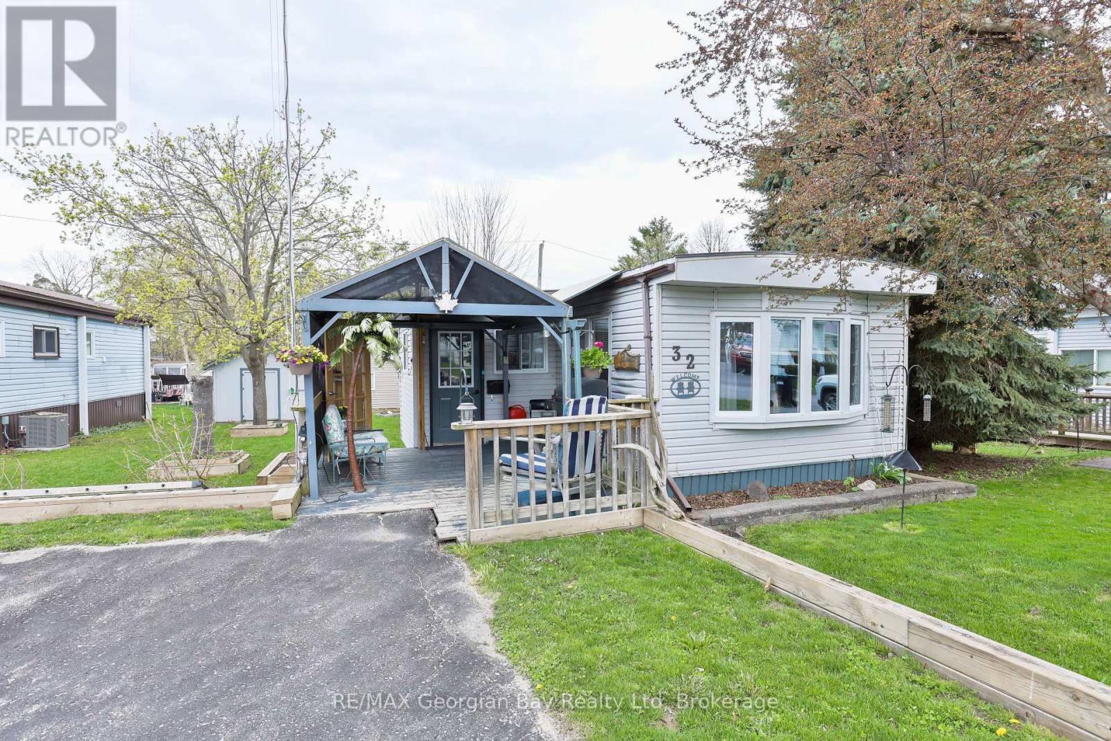 32 Northland Road, Midland, Ontario  L4R 4B5 - Photo 16 - S12128428