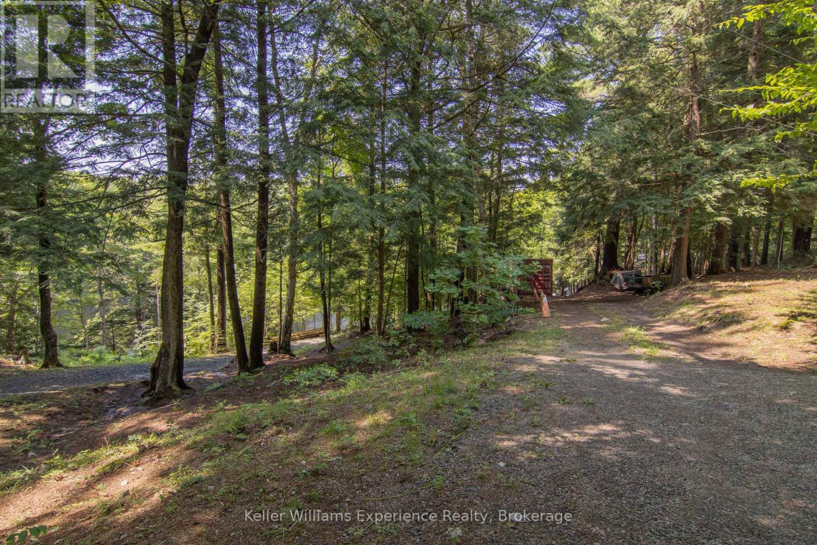 1065 Rocky Narrows Rd Pvt Road, Bracebridge, Ontario  P1L 1X1 - Photo 17 - X12128413