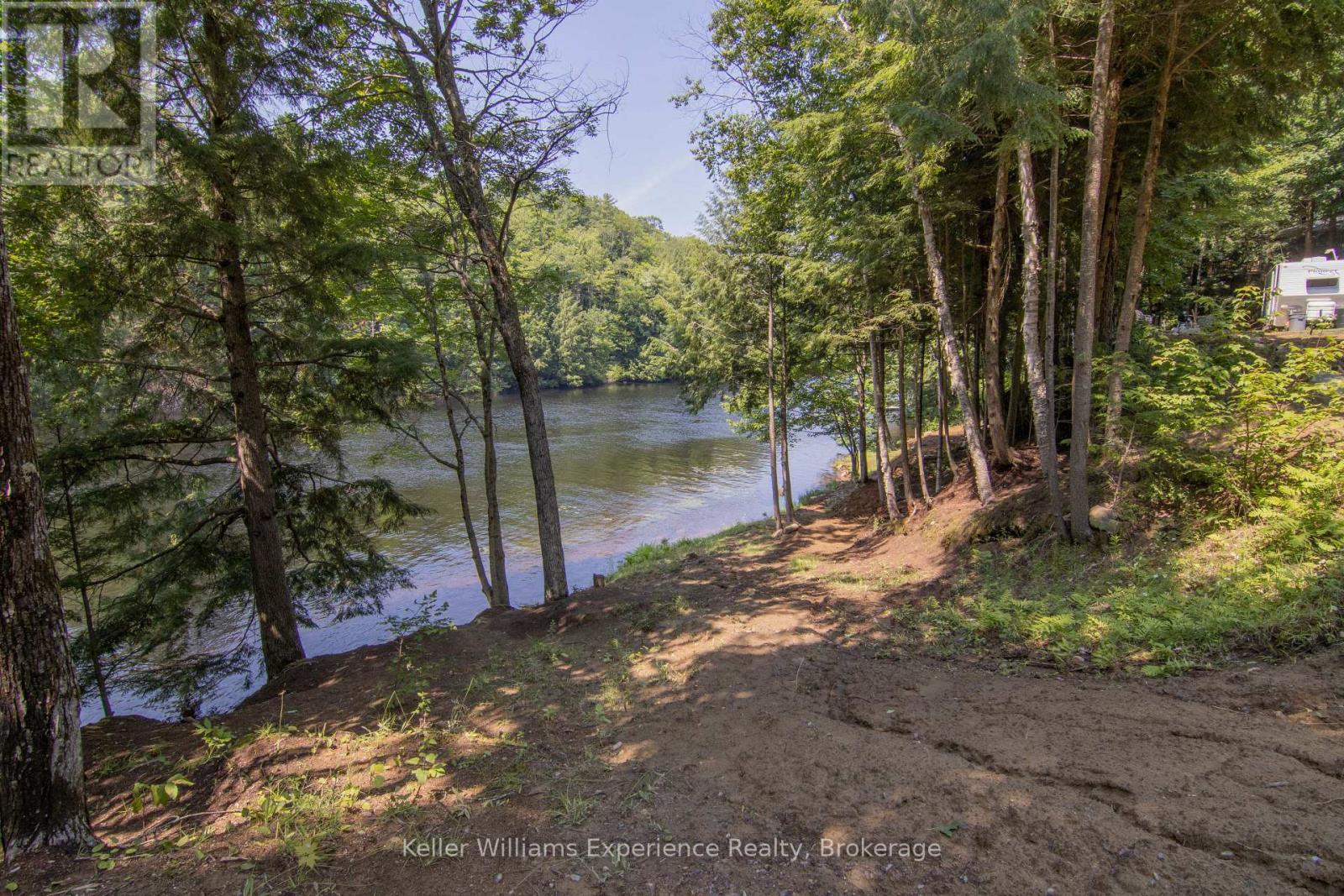 1065 Rocky Narrows Rd Pvt Road, Bracebridge, Ontario  P1L 1X1 - Photo 39 - X12128413