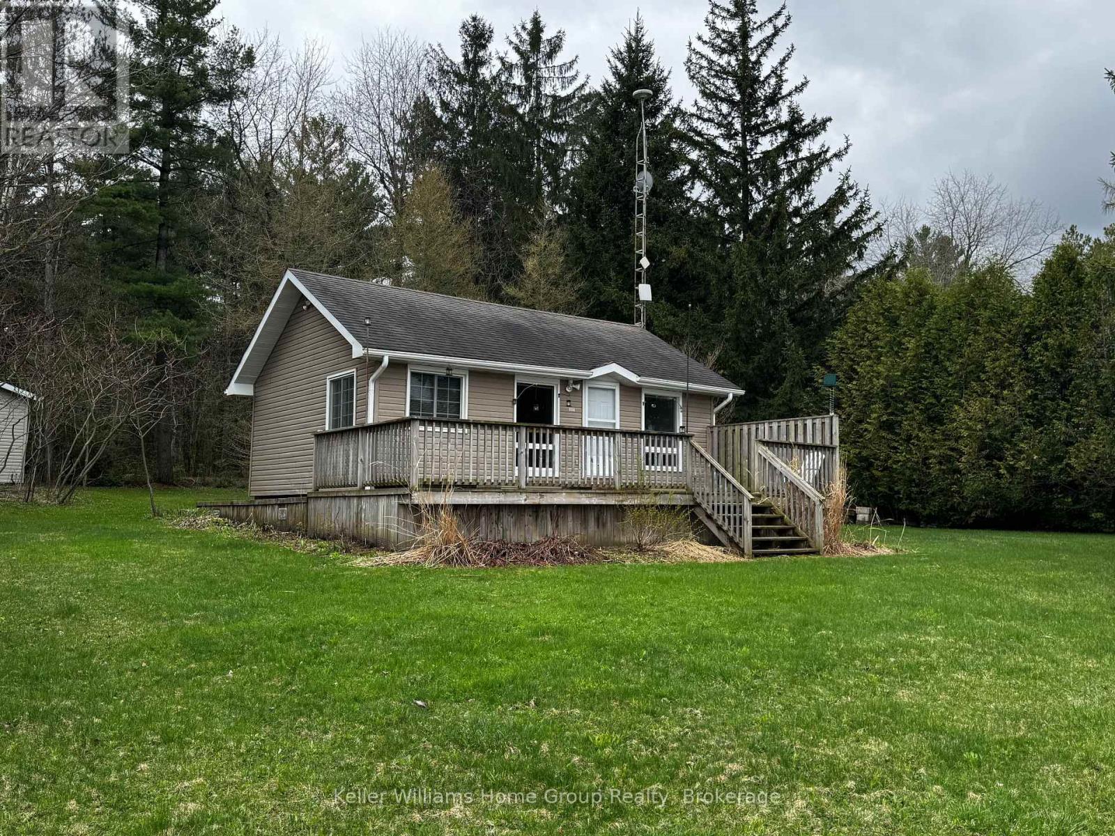 48 Third Line, Centre Wellington, Ontario  N0B 2J0 - Photo 1 - X12128484
