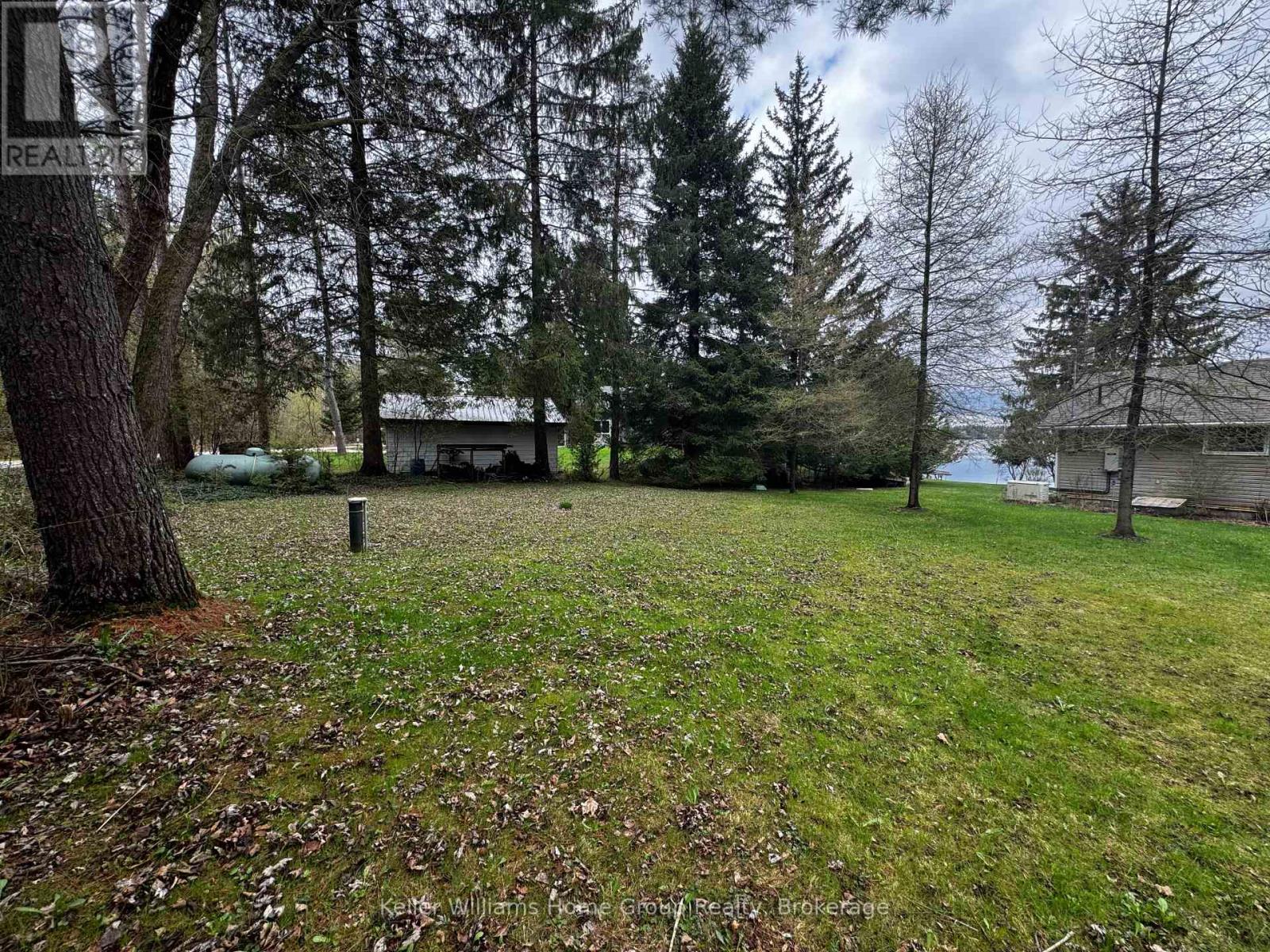 48 Third Line, Centre Wellington, Ontario  N0B 2J0 - Photo 12 - X12128484