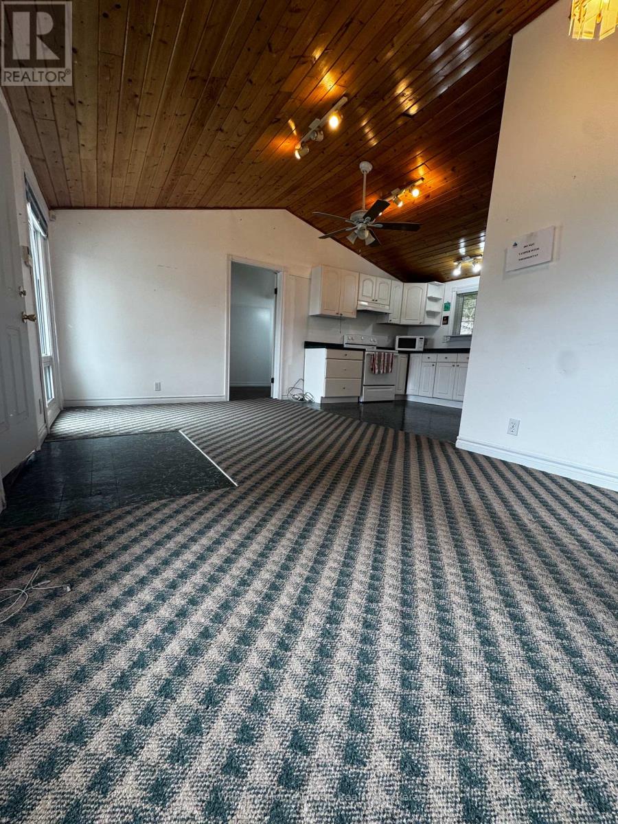 48 Third Line, Centre Wellington, Ontario  N0B 2J0 - Photo 20 - X12128484
