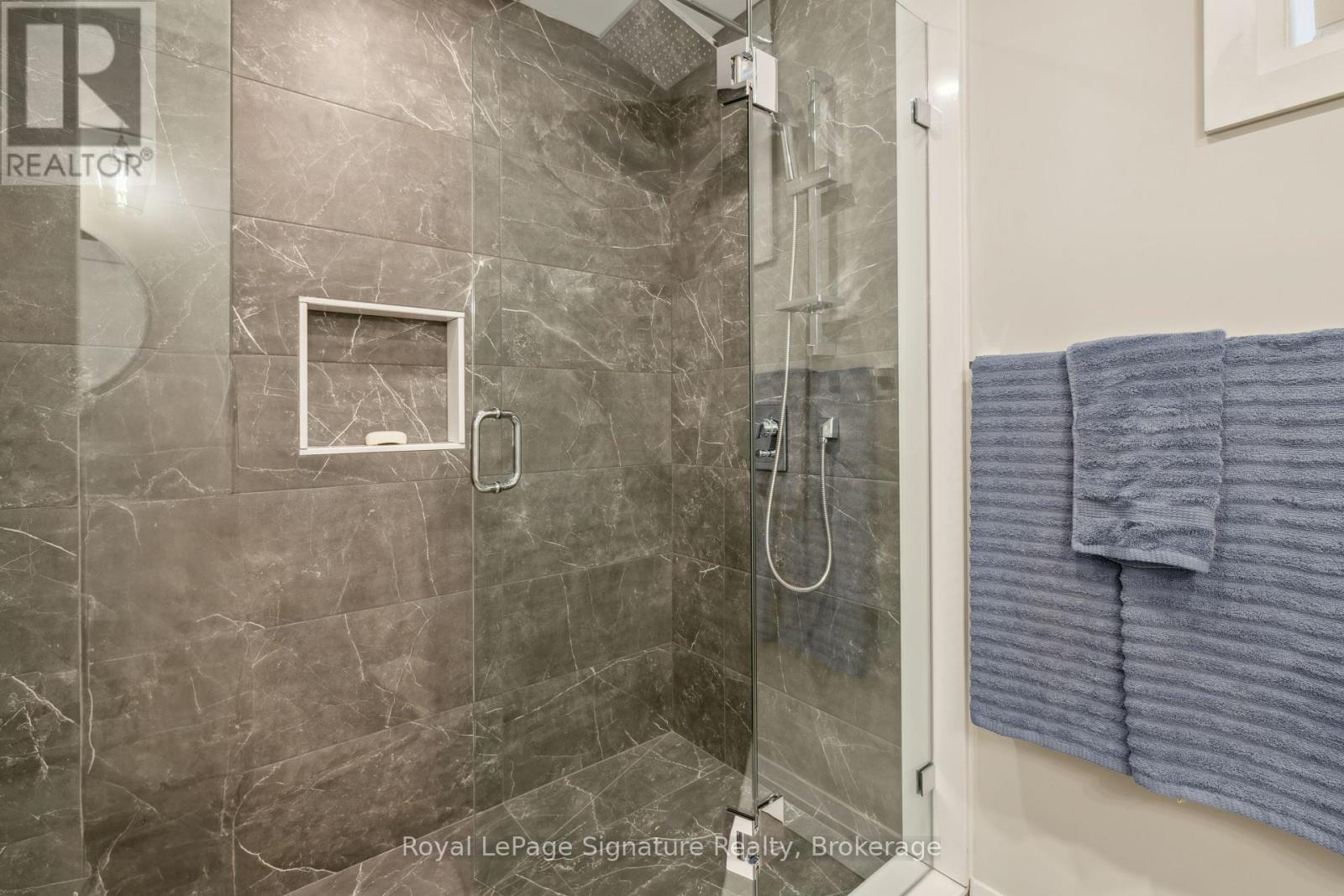 115 Rankin's Crescent, Blue Mountains, Ontario  N0H 2P0 - Photo 34 - X12128512