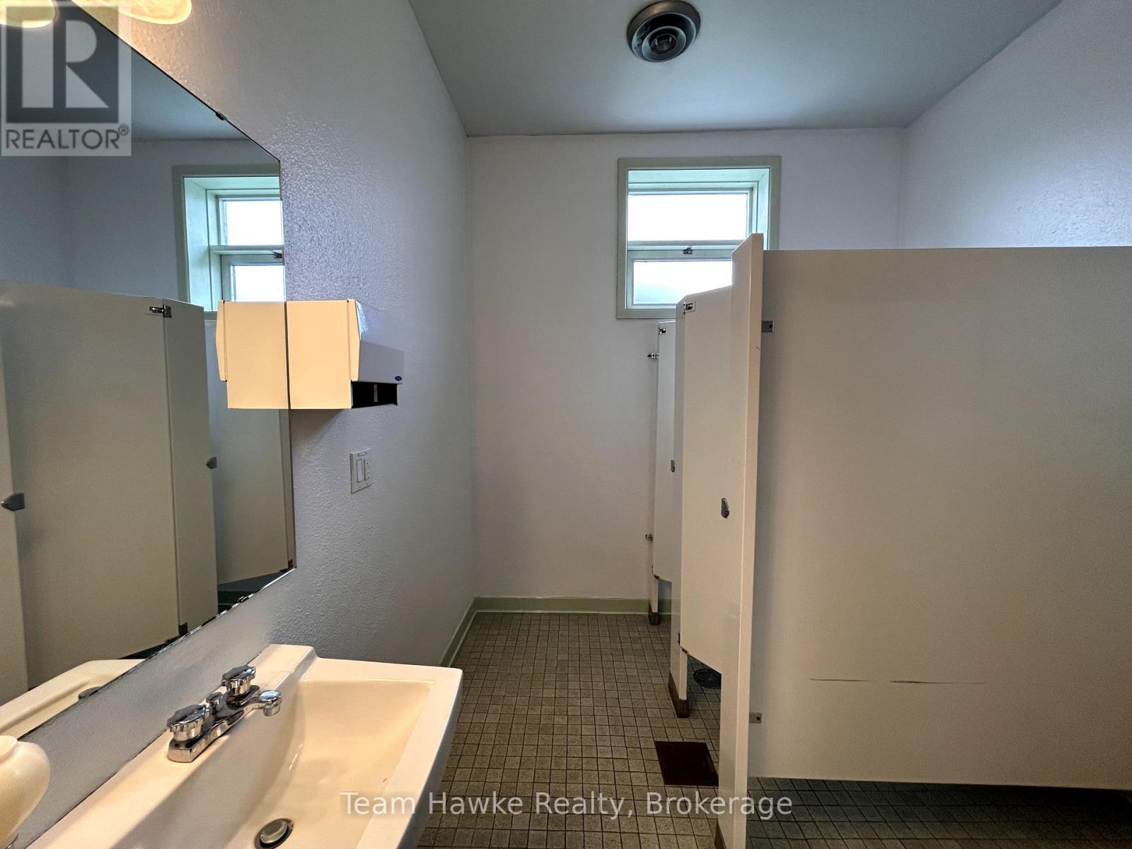 578 King Street, Midland, Ontario  L4R 4P3 - Photo 21 - S12128793