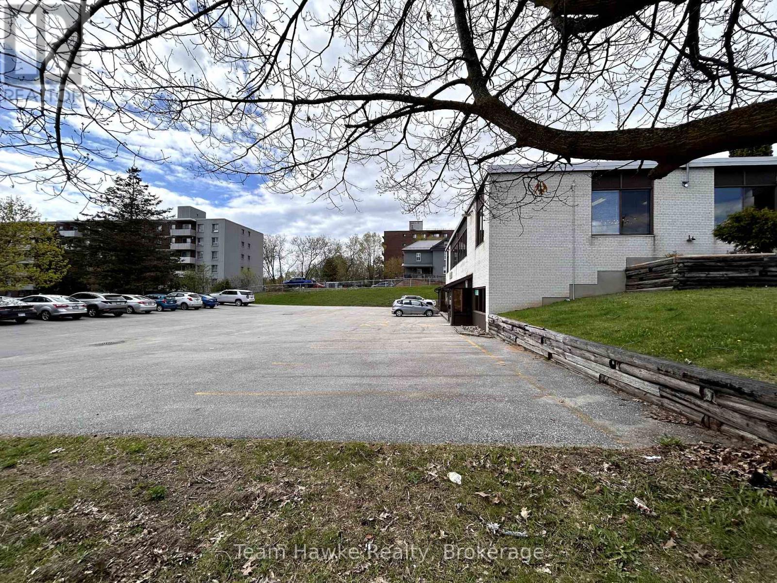 578 King Street, Midland, Ontario  L4R 4P3 - Photo 26 - S12128793