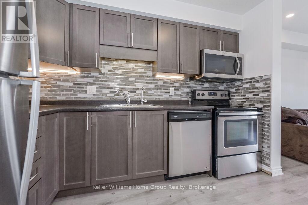 81w - 81 Westminster Crescent, Centre Wellington, Ontario  N1M 1C4 - Photo 8 - X12128852