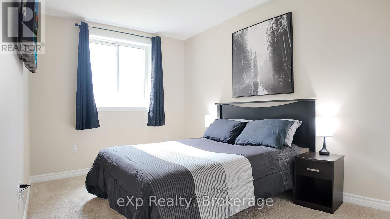 306 - 5 Valleyside Drive, Brockton, Ontario  N0G 2V0 - Photo 8 - X12128855