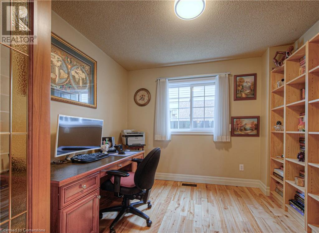 342 Saginaw Parkway, Cambridge, Ontario  N1T 1R8 - Photo 13 - 40725394
