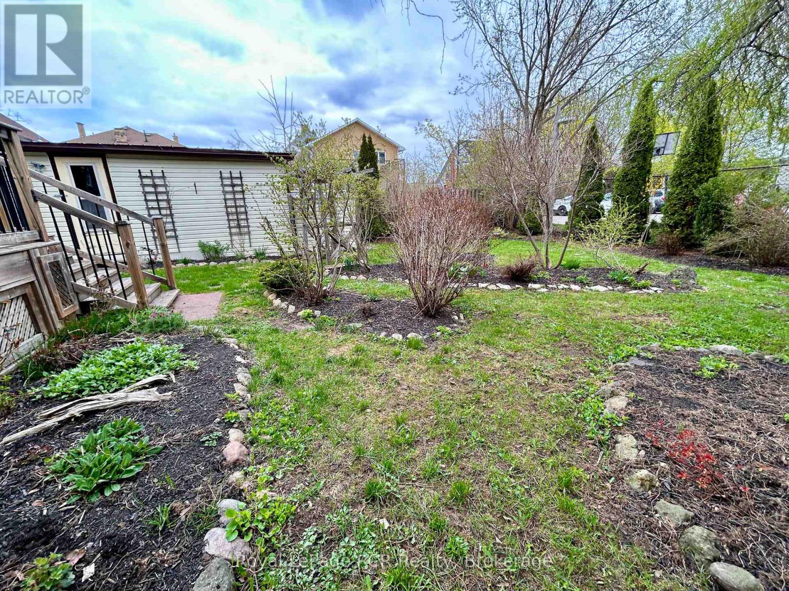 311 12th Street, Hanover, Ontario  N4N 1V5 - Photo 10 - X12128926