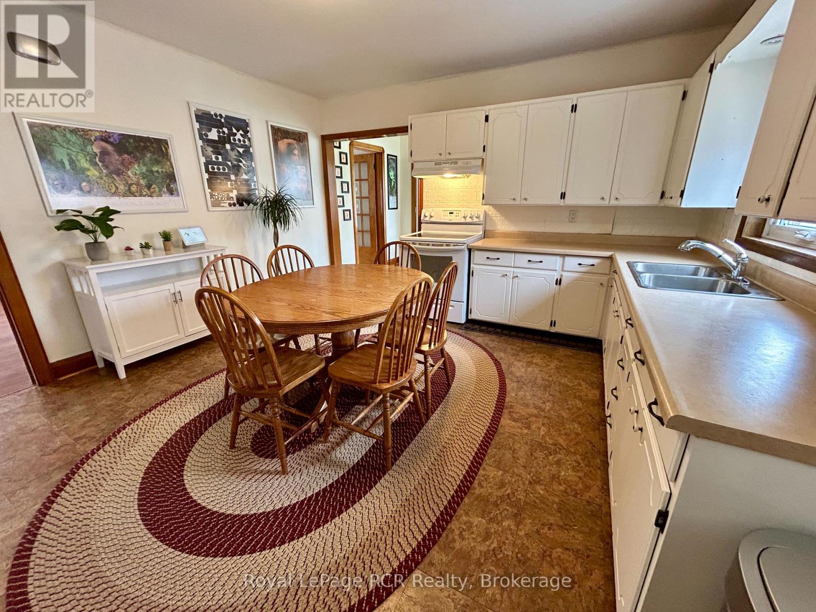 311 12th Street, Hanover, Ontario  N4N 1V5 - Photo 14 - X12128926