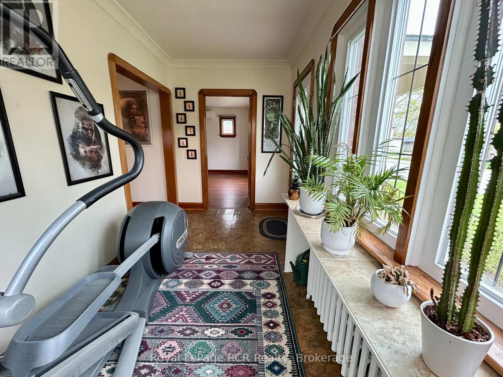 311 12th Street, Hanover, Ontario  N4N 1V5 - Photo 18 - X12128926