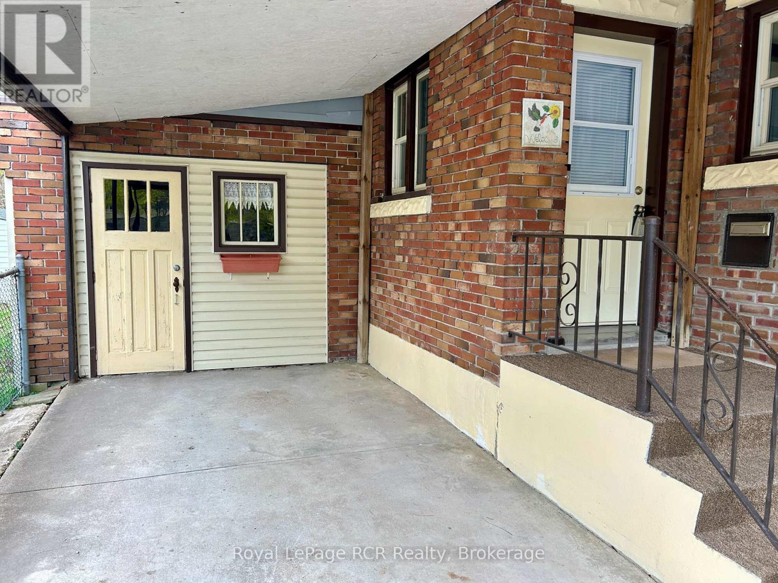 311 12th Street, Hanover, Ontario  N4N 1V5 - Photo 3 - X12128926