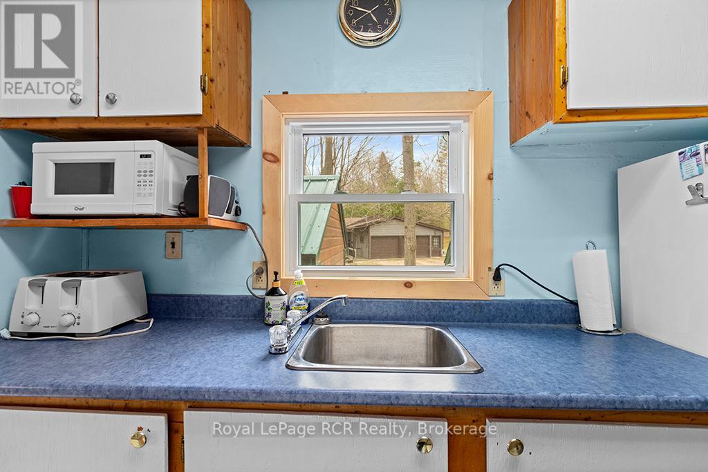262 Canrobert Street, Grey Highlands, Ontario  N0C 1E0 - Photo 15 - X12128939